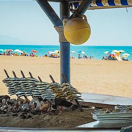 Luxurius Penthouse With Large Terrace And Μαρμπέλλα