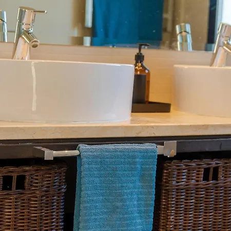 Luxurius Penthouse With Large Terrace And *