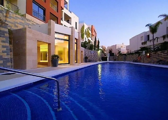 Luxurius Penthouse With Large Terrace And *