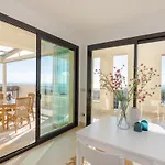 Luxurius Penthouse With Large Terrace And Casa vacanze Marbella