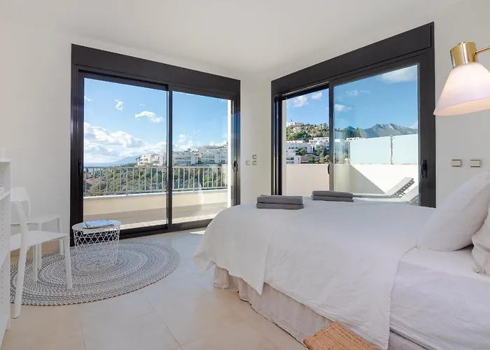 Luxurius Penthouse With Large Terrace And *