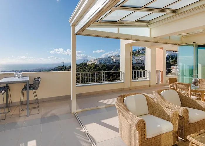 Luxurius Penthouse With Large Terrace And 度假居