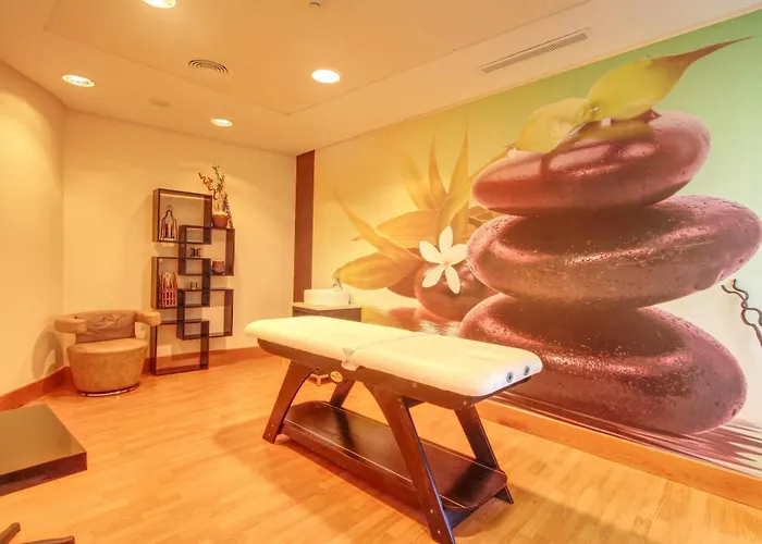 Luxurius Penthouse With Large Terrace And 度假居 *